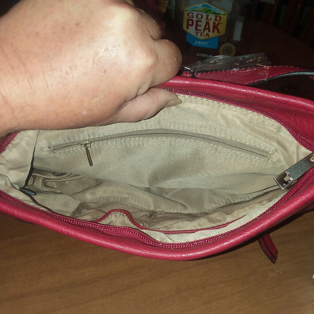 Purse - Picture 2 of 3